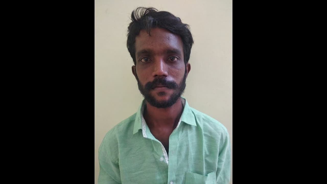 உயர் நீதிமன்றம் பரபரப்பு தீர்ப்பு..சிறுமி பாலியல் வன்கொடுமை செய்து கொலை.. குற்றவாளிக்கு தூக்கு தண்டனை..