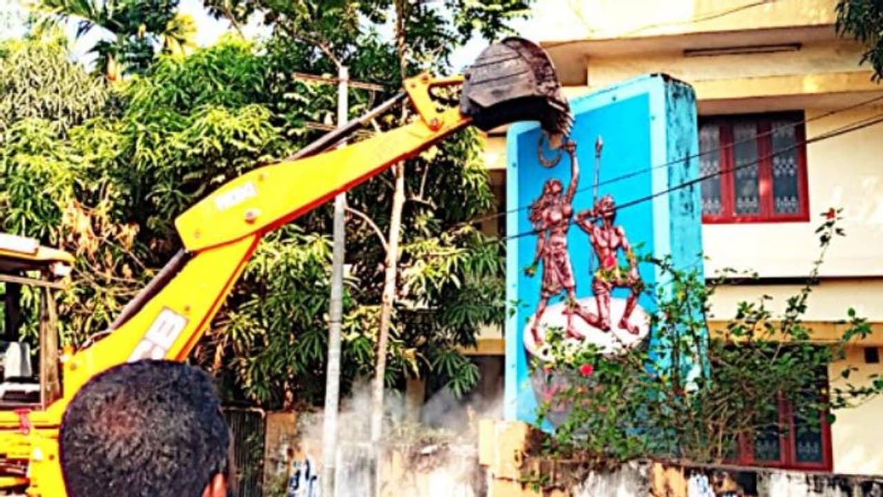 National Highway Development : ദേശീയപാതാ വികസനം; കെപിഎസിയുടെ മുഖമുദ്ര ഇനി ഓർമയിൽ National Highway Development : ദേശീയപാതാ വികസനം; കെപിഎസിയുടെ മുഖമുദ്ര ഇനി ഓർമയിൽ