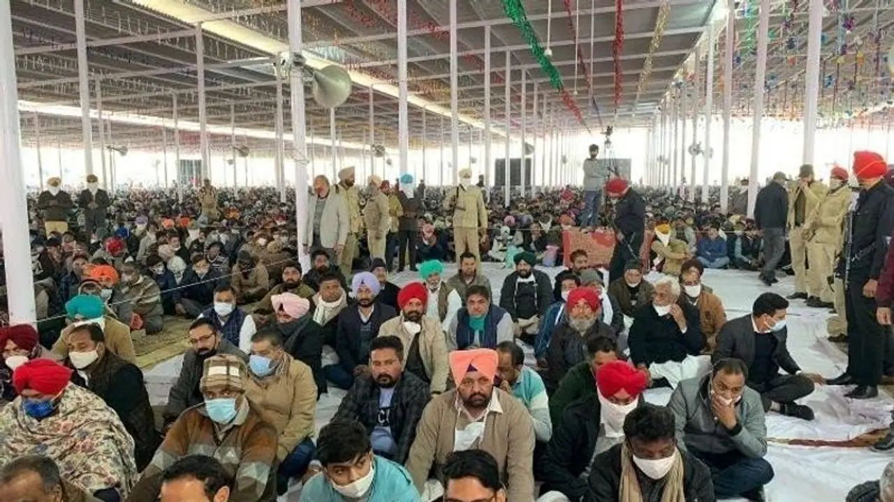 पंजाब चुनाव : कोरोना के कारण थमा चुनावी शोर, न रैली, न रोड शो, नेताओं की चिंता आखिर कैसे मांगे वोट