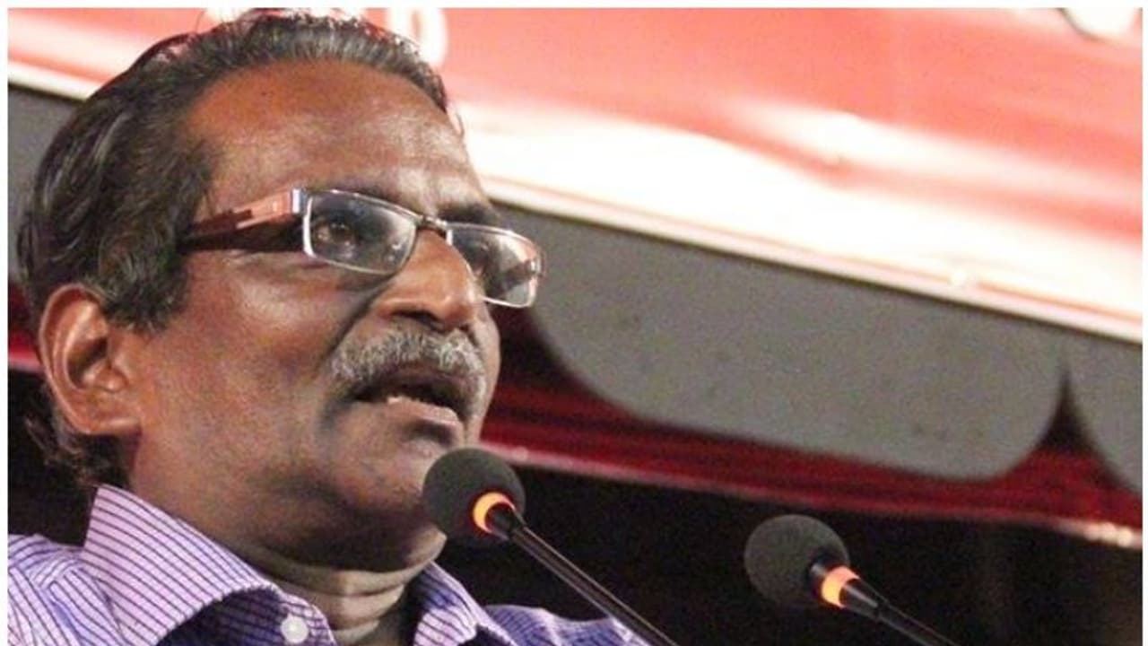 Poet S Ramesan Died : കവി എസ് രമേശൻ അന്തരിച്ചു Poet S Ramesan Died : കവി എസ് രമേശൻ അന്തരിച്ചു