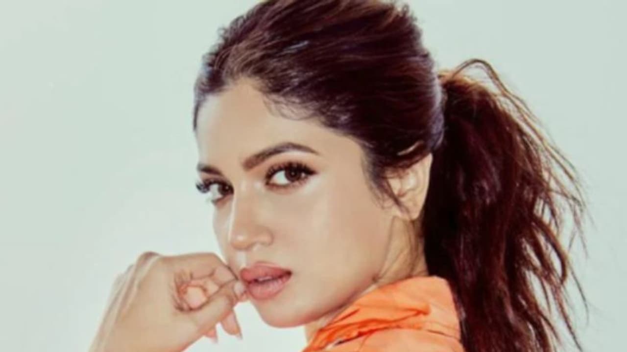 The Lady Killer : 'ദ ലേഡി കില്ലര്', ചിത്രത്തില് നായികയായി ഭൂമി പെഡ്നെകര് The Lady Killer : 'ദ ലേഡി കില്ലര്', ചിത്രത്തില് നായികയായി ഭൂമി പെഡ്നെകര്