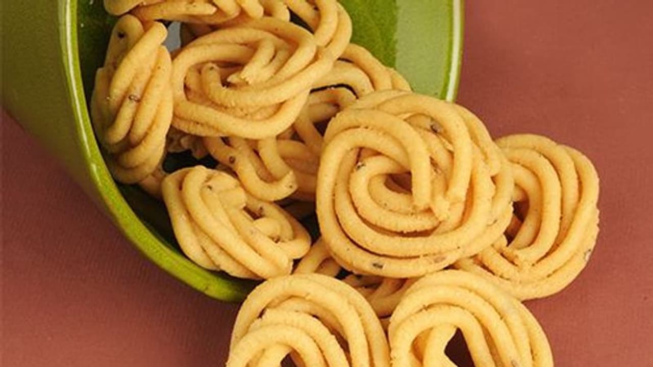 தித்திக்கும் தீபாவளி : நாவூறும் தீபாவளி ஸ்பெஷல் ஸ்நாக்ஸ், ஸ்வீட் ரெசிப்பீஸ் இதோ.. 