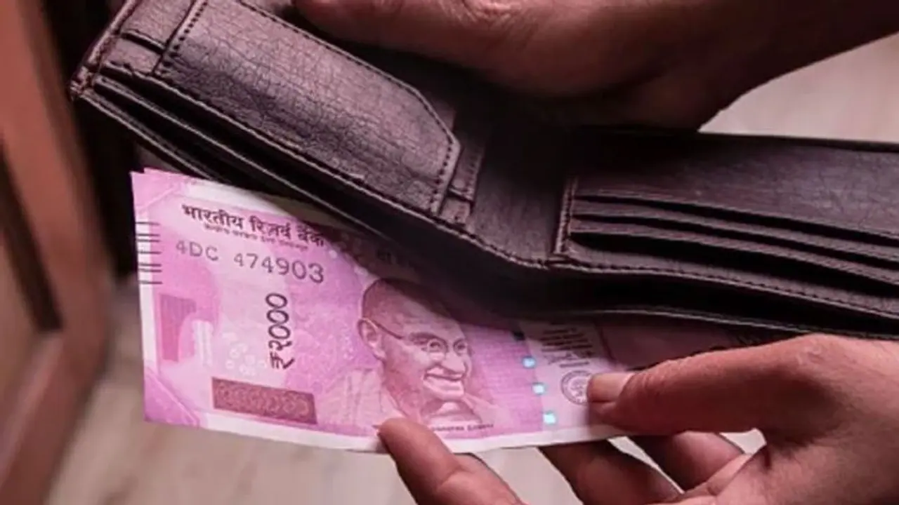 Vastu Tips for Money: বার বার আর্থিক সমস্যা দেখা দিচ্ছে, আপনার ঘরে এই সমস্যাগুলি নেই তো