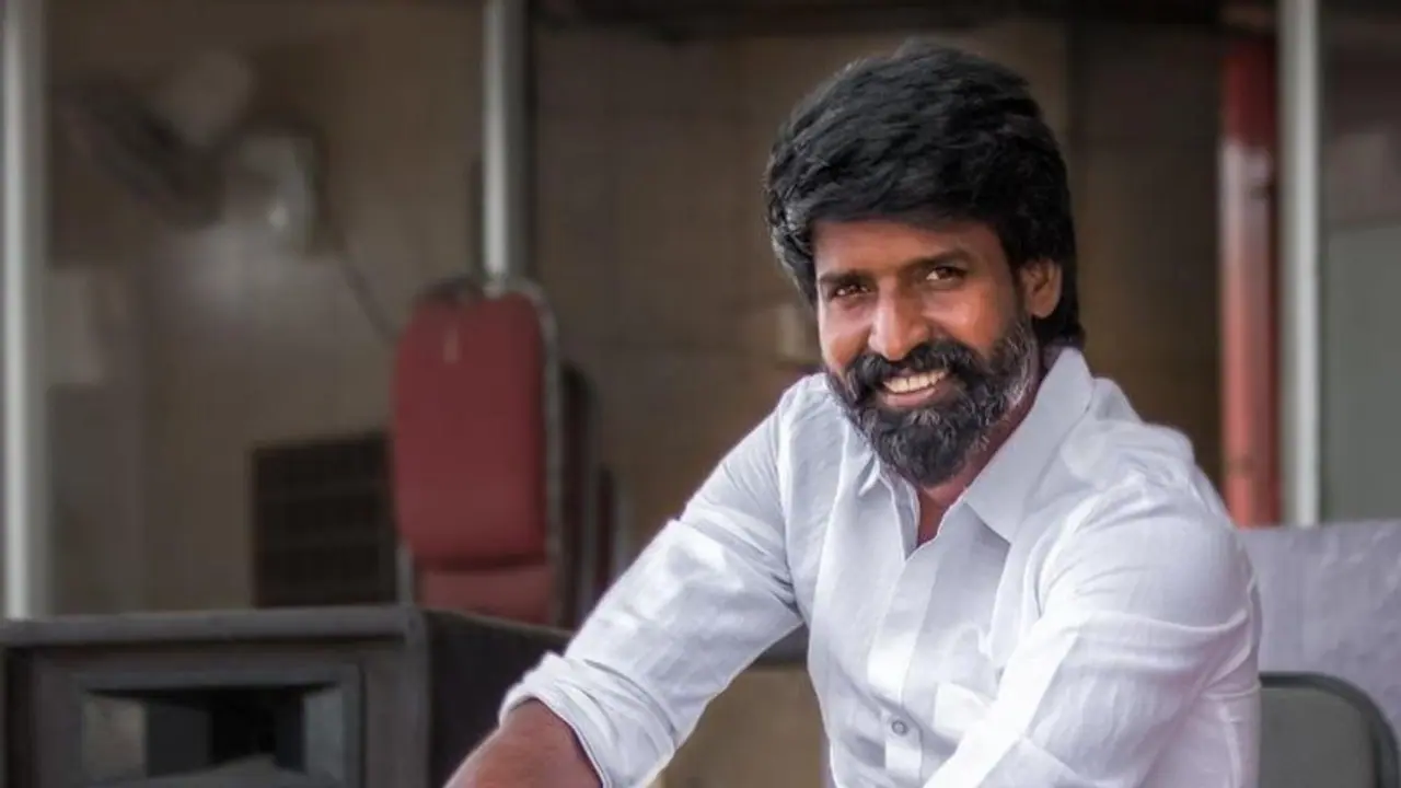 திமுகவுக்கு ஜால்ரா போடுற வேலை எல்லாம் வேணாம்.. சூரி முறையா மன்னிப்பு கேள்.. இந்து மக்கள் கட்சி . திமுகவுக்கு ஜால்ரா போடுற வேலை எல்லாம் வேணாம்.. சூரி முறையா மன்னிப்பு கேள்.. இந்து மக்கள் கட்சி .