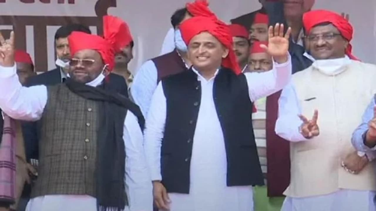UP Election 2022: BJP wickets falling one after the other, says SP leader Akhilesh Yadav UP Election 2022: BJP wickets falling one after the other, says SP leader Akhilesh Yadav