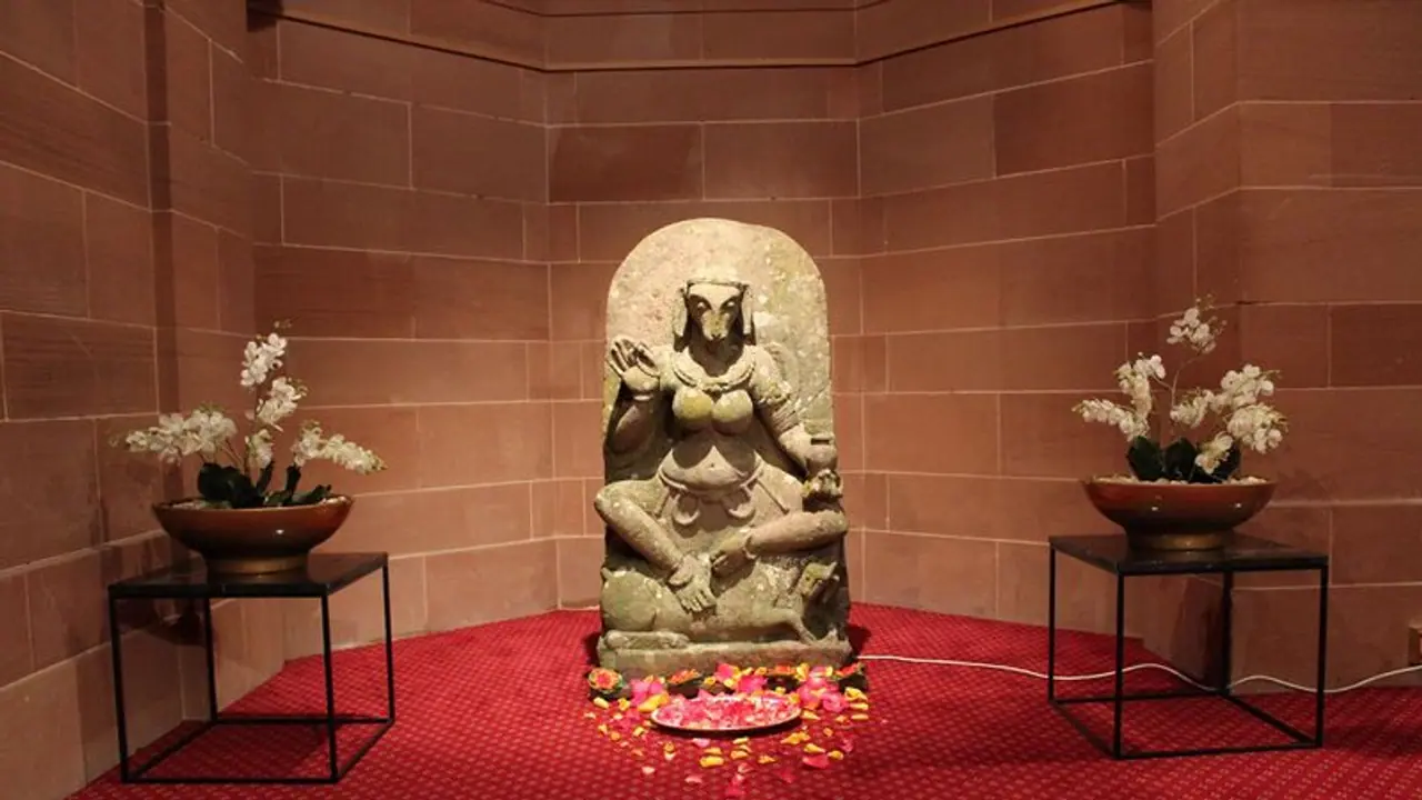 Yogini Stolen Statue : ಮೇಕೆ ಮುಖದ ಯೋಗಿನಿಯ ವಿಗ್ರಹ ಭಾರತಕ್ಕೆ ವಾಪಸ್!