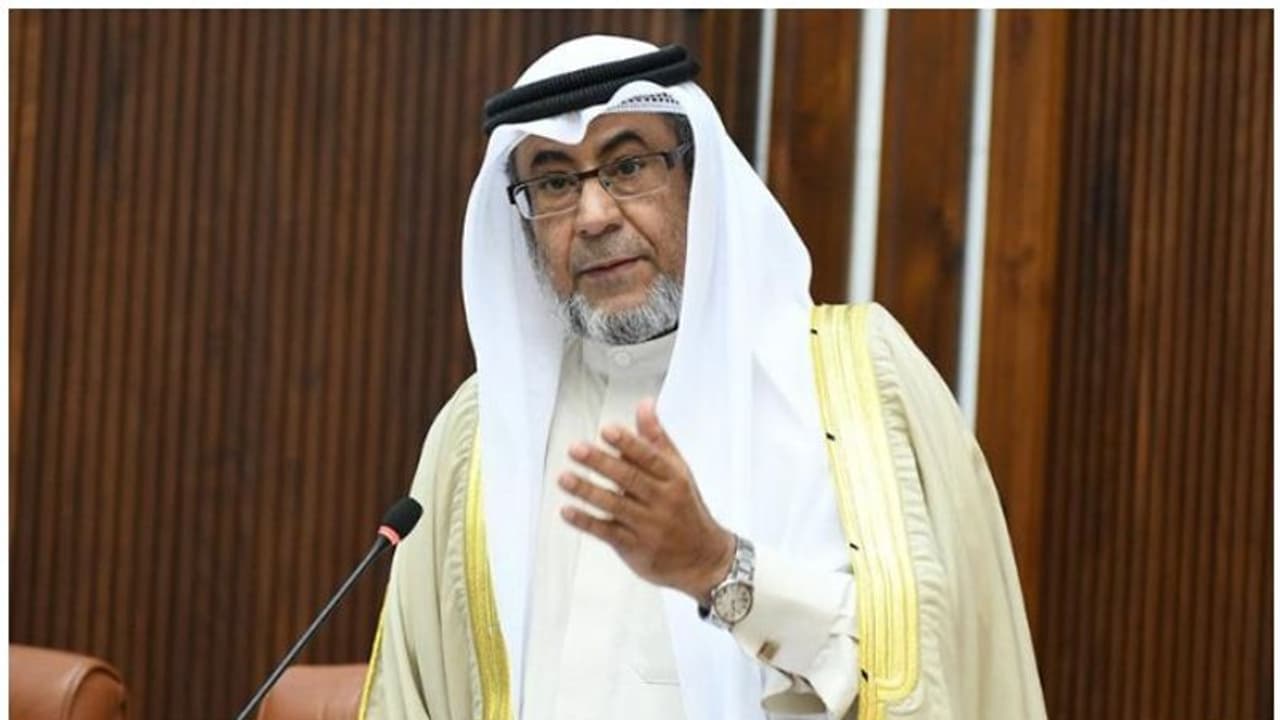 Expats in Bahrain പ്രവാസികളുടെ തൊഴില് കരാറുകള് പുതുക്കുന്നത് യോഗ്യരായ സ്വദേശികള് ഇല്ലെങ്കില് മാത്രം Expats in Bahrain പ്രവാസികളുടെ തൊഴില് കരാറുകള് പുതുക്കുന്നത് യോഗ്യരായ സ്വദേശികള് ഇല്ലെങ്കില് മാത്രം