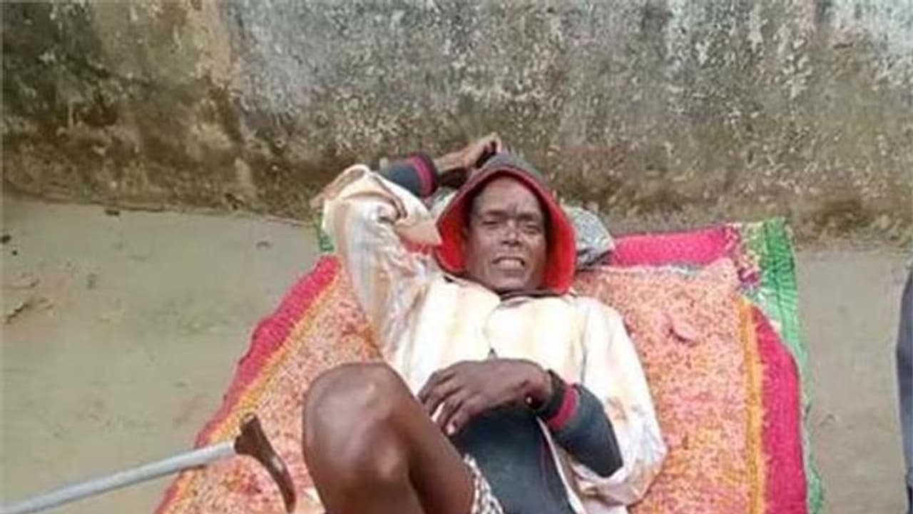 1 வருடம் மரண படுக்கை.. கொரோனா தடுப்பூசியால் எழுந்து உட்கார்ந்த பக்கவாத நோயாளி.. மருத்துவர்கள் ஆச்சர்யம்.