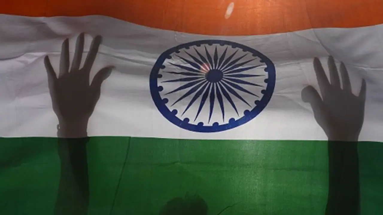 Army Day 2022: সেনা দিবসে শ্রদ্ধা, খাদির তৈরি বিশ্বর বৃহত্তম জাতীয় পাতাকা উড়বে পাক সীমান্তে