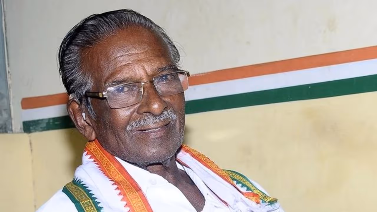 குமரி அனந்தன் காலமானார்: யார் இவர்.? அரசியலில் சாதித்தது என்ன.? குமரி அனந்தன் காலமானார்: யார் இவர்.? அரசியலில் சாதித்தது என்ன.?