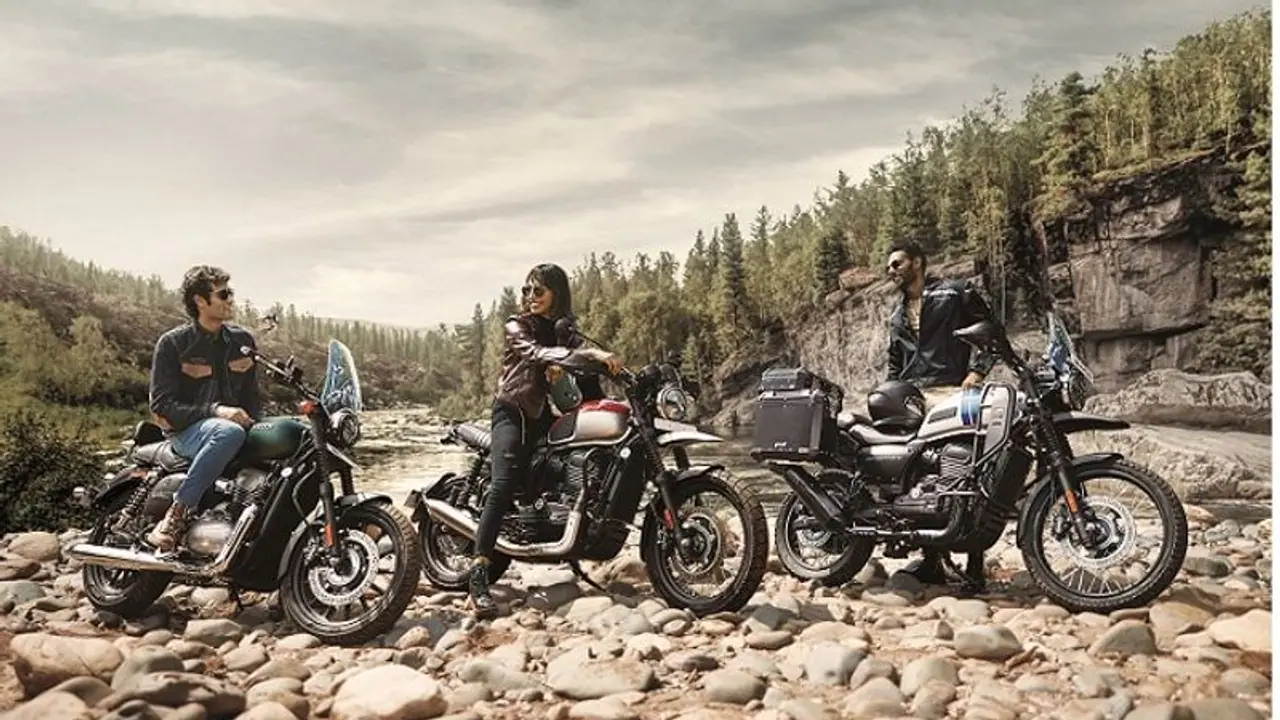 புதிய யெஸ்டி மாடல்கள் வினியோகம் துவக்கம்