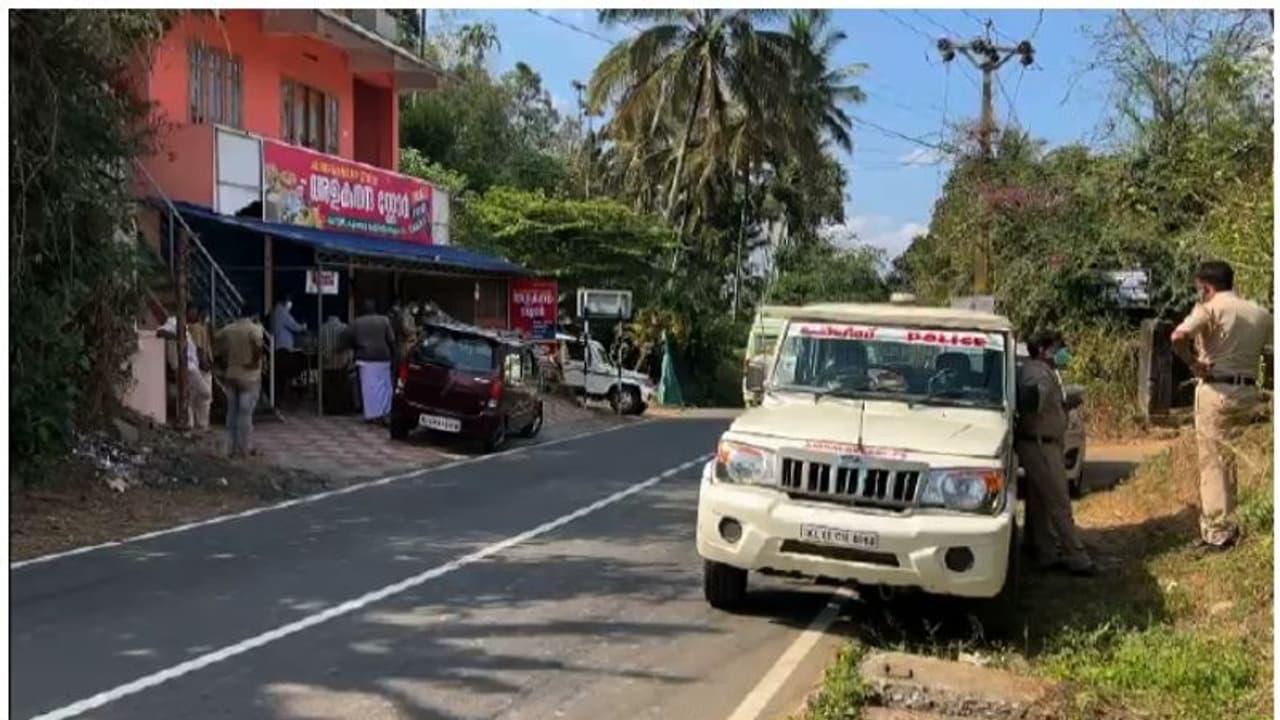 Acid Attack : അമ്പലവയൽ ആസിഡ് ആക്രമണം, പ്രതി മരിച്ച നിലയിൽ Acid Attack : അമ്പലവയൽ ആസിഡ് ആക്രമണം, പ്രതി മരിച്ച നിലയിൽ