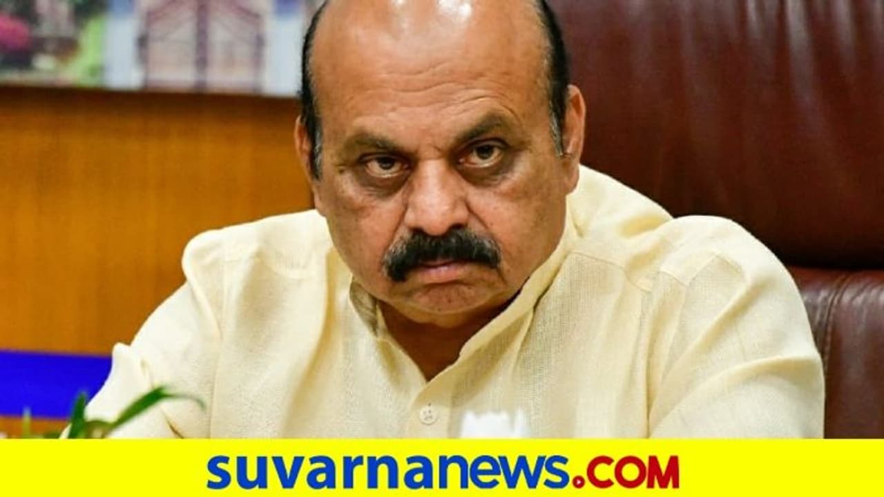 Hijab controversy : ಹೈಸ್ಕೂಲು ಕಾಲೇಜಿಗೆ 3 ದಿನ ರಜೆ ಘೋಷಿಸಿದ ಸಿಎಂ, ಪ್ರಾಥಮಿಕ ಶಾಲೆ ತೆರೆದಿರಲಿದೆ Hijab controversy : ಹೈಸ್ಕೂಲು ಕಾಲೇಜಿಗೆ 3 ದಿನ ರಜೆ ಘೋಷಿಸಿದ ಸಿಎಂ, ಪ್ರಾಥಮಿಕ ಶಾಲೆ ತೆರೆದಿರಲಿದೆ