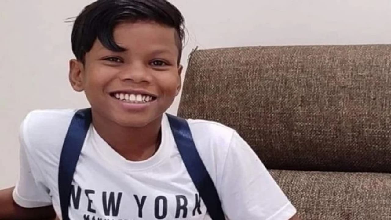 किस्मत हो तो ऐसी: बसपन का प्यार फेम सहदेव को मिली फिल्म, जिसमें वो मुख्यमंत्री का निभाएगा रोल..जानिए कहानी किस्मत हो तो ऐसी: बसपन का प्यार फेम सहदेव को मिली फिल्म, जिसमें वो मुख्यमंत्री का निभाएगा रोल..जानिए कहानी