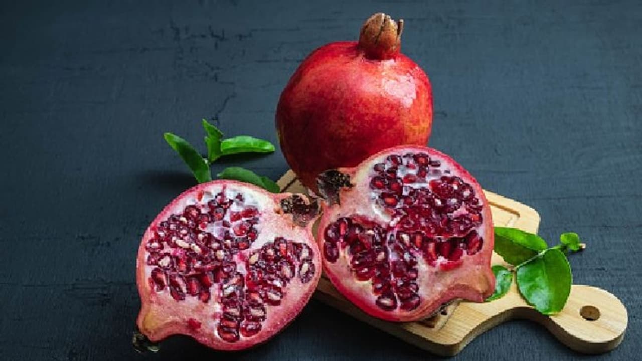 Pomegranate Health Benefits : മാതളനാരങ്ങ കഴിച്ചാല്‍ പലതുണ്ട് ഗുണങ്ങൾ
