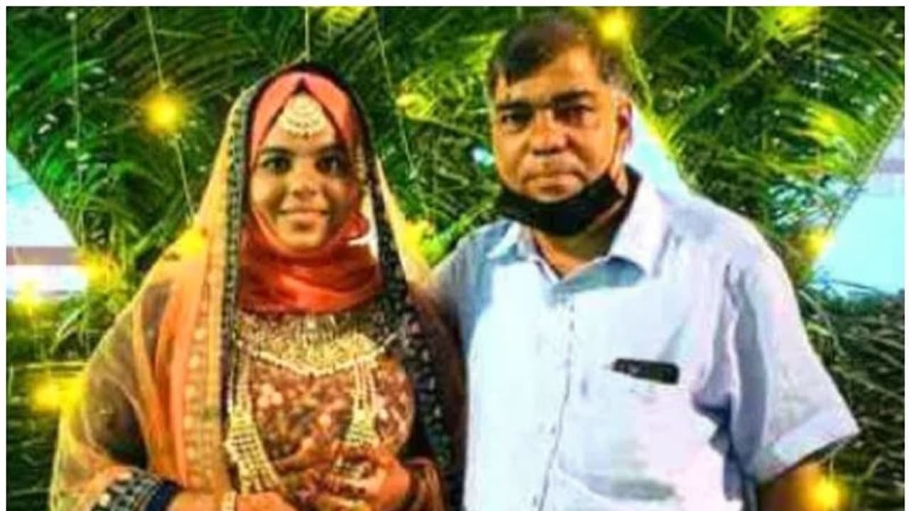 'കല്യാണത്തിന് സ്വർണം വേണ്ടെ'ന്ന് ഷെഹ്ന; വിവാഹദിനത്തിൽ 21 സെന്റ് സ്ഥലം ഭൂമിയില്ലാത്ത 4 പേ‍ർക്ക് നൽകും