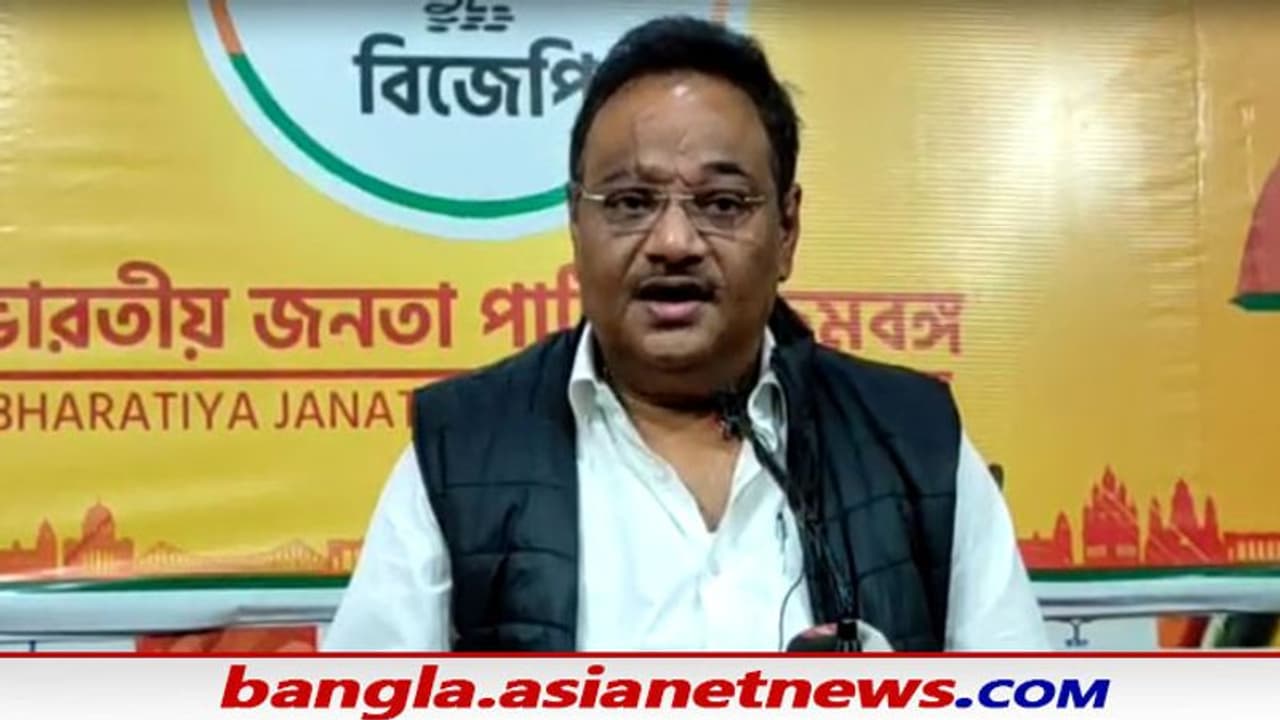 BJP Attacks TMC : করোনা মোকাবিলা থেকে শান্তনু বিতর্ক, রাজ্যের বিরুদ্ধে তোপ দেগে মুখ খুললেন শমীক BJP Attacks TMC : করোনা মোকাবিলা থেকে শান্তনু বিতর্ক, রাজ্যের বিরুদ্ধে তোপ দেগে মুখ খুললেন শমীক