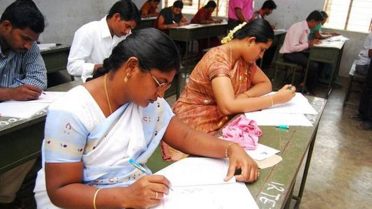 Guest Lecturers: ಅತಿಥಿ ಉಪನ್ಯಾಸಕ ಹುದ್ದೆಗೆ ಅರ್ಜಿಗಳ ಮಹಾಪೂರ