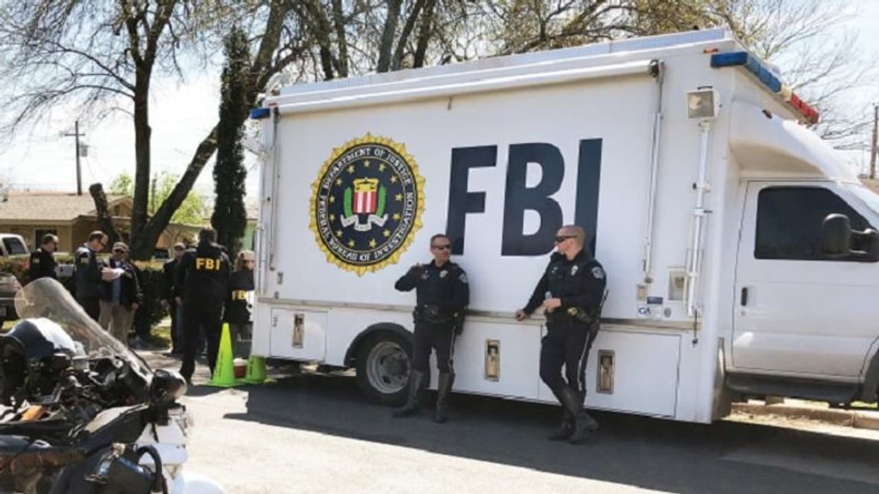 ब्रिटिश नागरिक ने टेक्सास में चार लोगों को बनाया था बंधक, अमेरिकी राष्ट्रपति ने कहा 'an act of terror' ब्रिटिश नागरिक ने टेक्सास में चार लोगों को बनाया था बंधक, अमेरिकी राष्ट्रपति ने कहा 'an act of terror'