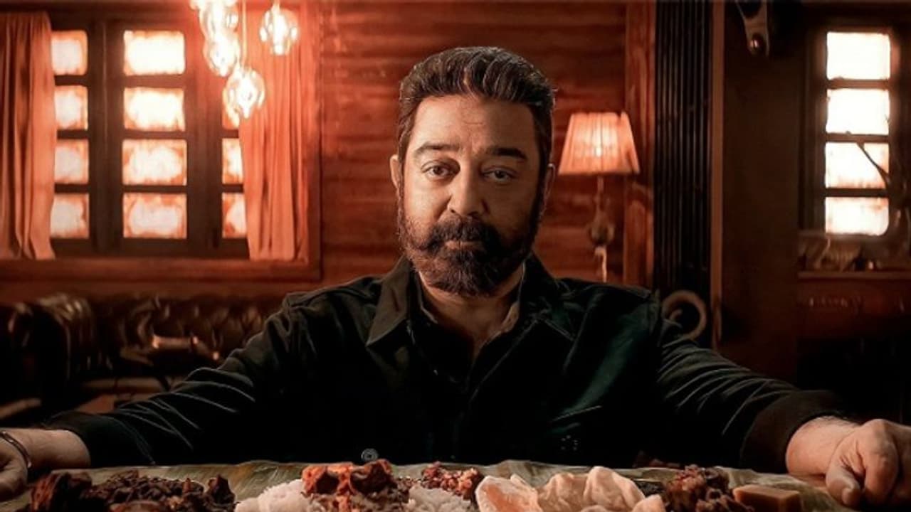 ஒருவழியாக விக்ரம் படப்பிடிப்பு நிறைவு.. கமலுடன் கேக் வெட்டி கொண்டாடிய படக்குழு..