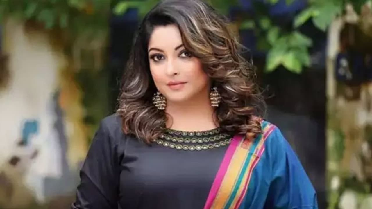 'ಬಟ್ಟೆ ತೆಗೆದು ಡಾನ್ಸ್ ಮಾಡು'ಎಂದಿದ್ರು; ಕಾಶ್ಮೀರ್ ಫೈಲ್ಸ್ ನಿರ್ದೇಶಕರ ವಿರುದ್ಧ ತನುಶ್ರೀ ಗಂಭೀರ ಆರೋಪ