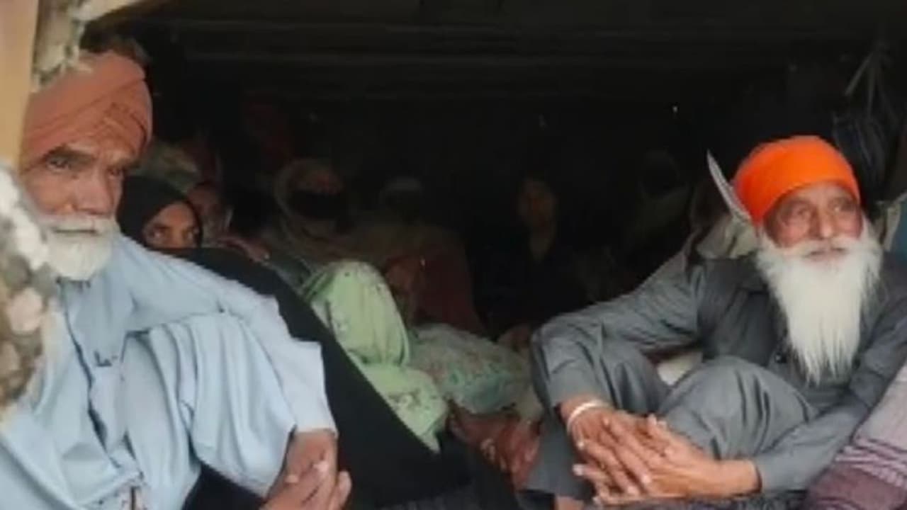 Bihar में प्रकाश पर्व मनाने आए सिख संगत पर हमला, 6 श्रद्धालु घायल, पंजाब से आए थे पटना Bihar में प्रकाश पर्व मनाने आए सिख संगत पर हमला, 6 श्रद्धालु घायल, पंजाब से आए थे पटना