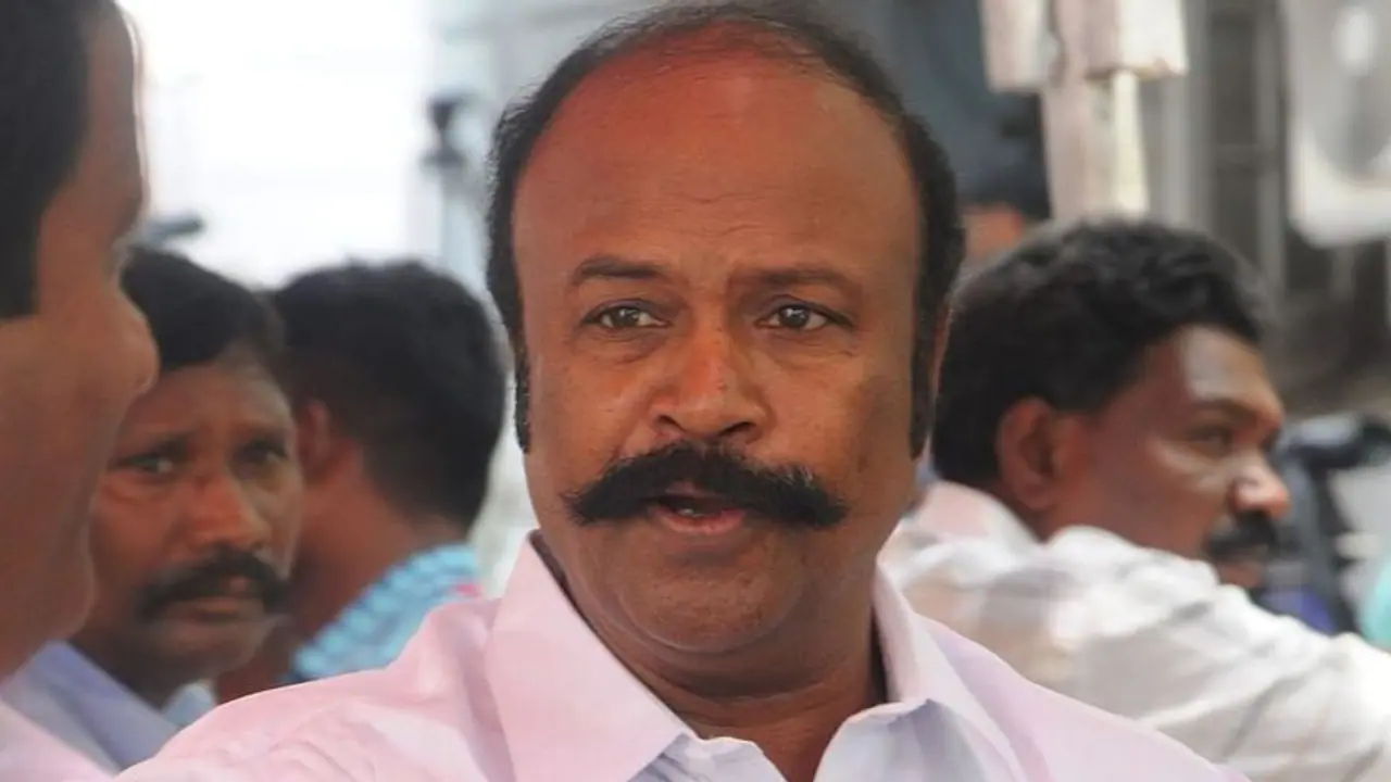 சிவகங்கையில் முற்றிலும் புறக்கணிக்கப்பட்ட மு.க ஸ்டாலின் ...! எங்கு பார்த்தாலும் பெரியகருப்பன் மயம்.