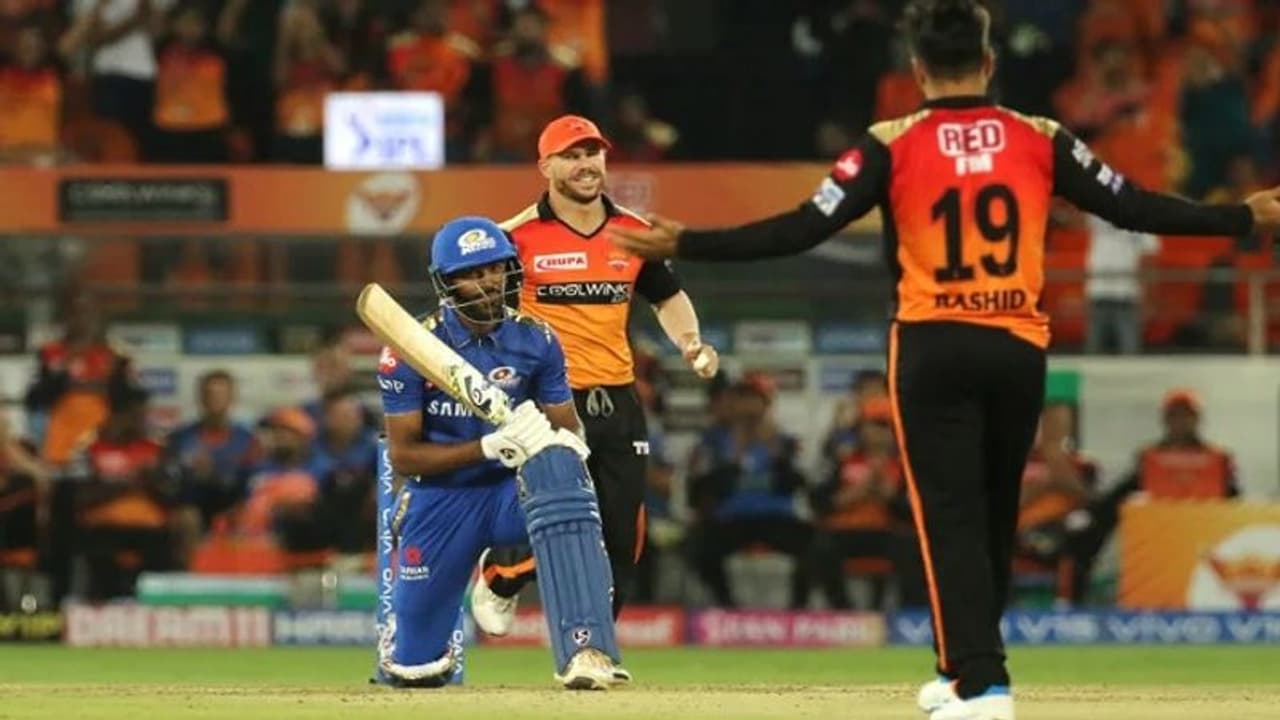 IPL 2022: அகமதாபாத் அணி ஏலத்திற்கு முன் எடுக்கும் 3 வீரர்கள் இவங்கதான்! 2 மேட்ச் வின்னர்கள், ஒரு இளம் வீரர் IPL 2022: அகமதாபாத் அணி ஏலத்திற்கு முன் எடுக்கும் 3 வீரர்கள் இவங்கதான்! 2 மேட்ச் வின்னர்கள், ஒரு இளம் வீரர்