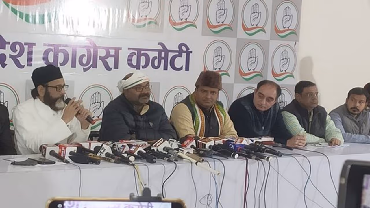 UP Election 2022: Hate monger Tauqeer Raza emerged from Congress talent hunt, says BJP UP Election 2022: Hate monger Tauqeer Raza emerged from Congress talent hunt, says BJP