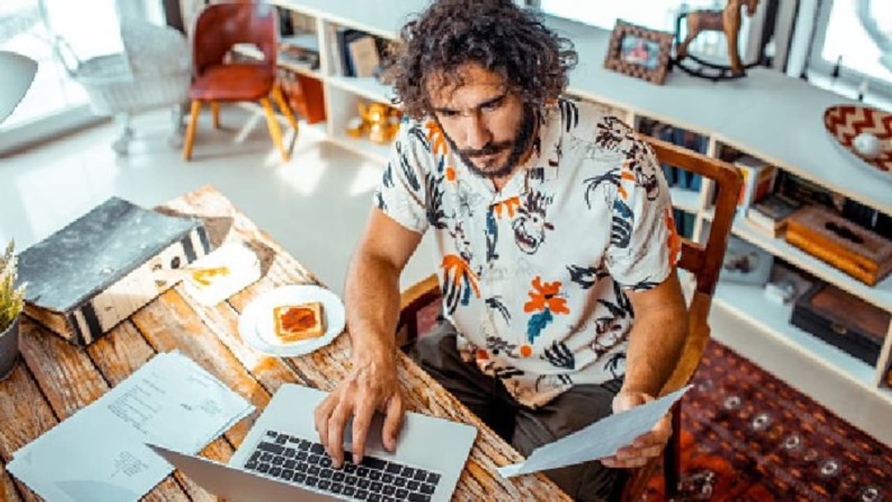 ওয়ার্ক ফ্রম হোমেও শিফটের মধ্যে কাজ শেষ করা সম্ভব, জেনে নিন কীভাবে ওয়ার্ক ফ্রম হোমেও শিফটের মধ্যে কাজ শেষ করা সম্ভব, জেনে নিন কীভাবে