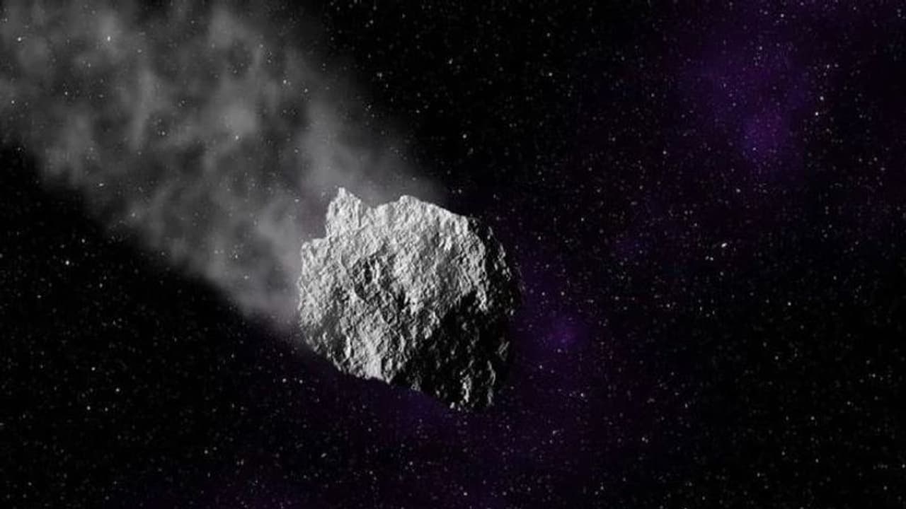 পৃথিবীতে আছড়ে পড়া গ্রহাণুর প্রভাব চাঁদের মাটিতে, অবাক করা তথ্য বিজ্ঞানীদের হাতে 