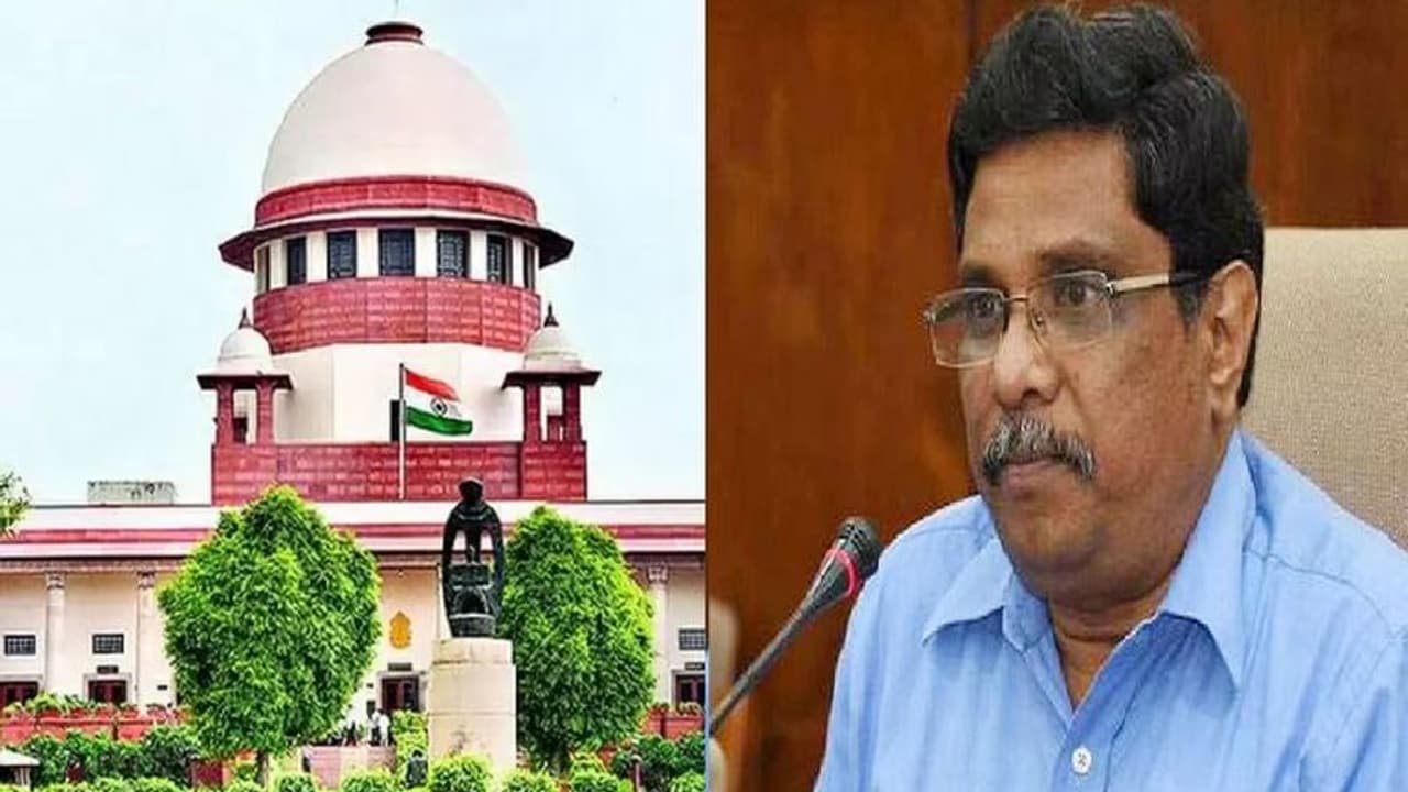 நீதிமன்ற அவமதிப்பு வழக்கு... சரண்டர் ஆன முன்னாள் தலைமை செயலாளர்... உச்சநீதிமன்றம் அதிரடி தீர்ப்பு!! நீதிமன்ற அவமதிப்பு வழக்கு... சரண்டர் ஆன முன்னாள் தலைமை செயலாளர்... உச்சநீதிமன்றம் அதிரடி தீர்ப்பு!!