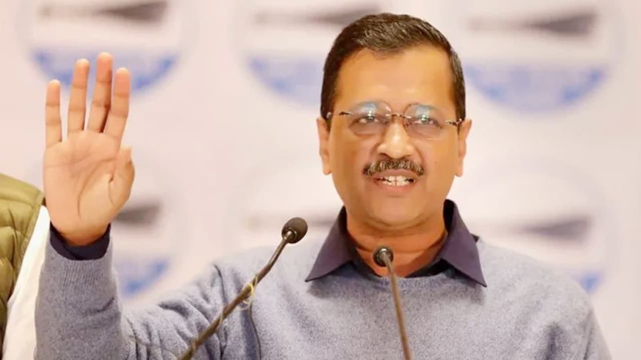 Punjab Election 2022: CM चन्नी के भतीजे के ठिकाने से मिले करोड़ों रुपए, Kejriwal बोले ये आम नहीं बेइमान आदमी Punjab Election 2022: CM चन्नी के भतीजे के ठिकाने से मिले करोड़ों रुपए, Kejriwal बोले ये आम नहीं बेइमान आदमी