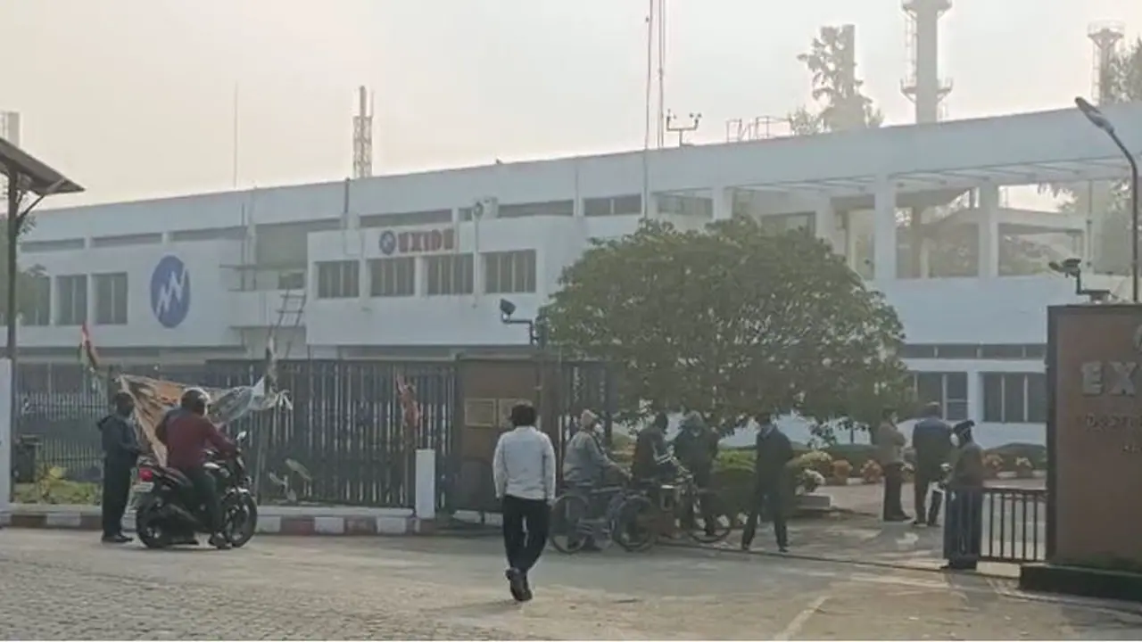 হলদিয়ায় শ্রমিক বিক্ষোভে ইন্ধনের অভিযোগে ধৃত ২ INTTUC নেতা সাসপেন্ড, সাংগঠনিক সভাপতি পদেও রদবদল হলদিয়ায় শ্রমিক বিক্ষোভে ইন্ধনের অভিযোগে ধৃত ২ INTTUC নেতা সাসপেন্ড, সাংগঠনিক সভাপতি পদেও রদবদল