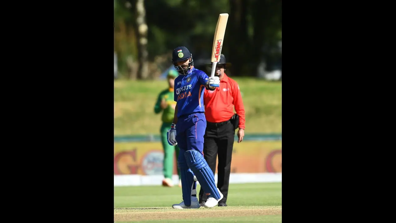 ICC ODI Rankings: ಎರಡನೇ ಸ್ಥಾನ ಉಳಿಸಿಕೊಂಡ ವಿರಾಟ್ ಕೊಹ್ಲಿ..! ICC ODI Rankings: ಎರಡನೇ ಸ್ಥಾನ ಉಳಿಸಿಕೊಂಡ ವಿರಾಟ್ ಕೊಹ್ಲಿ..!