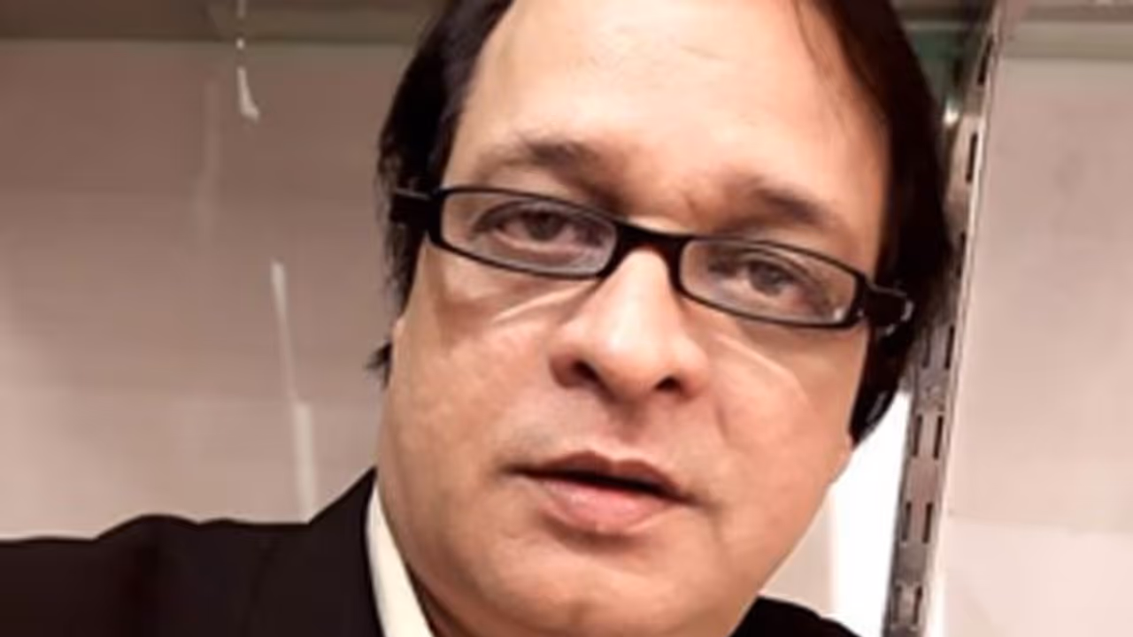 कलाजगत को एक और क्षति फिल्म अभिनेता और कवि अरुण वर्मा का लंबी बीमारी के बाद भोपाल में निधन कलाजगत को एक और क्षति फिल्म अभिनेता और कवि अरुण वर्मा का लंबी बीमारी के बाद भोपाल में निधन