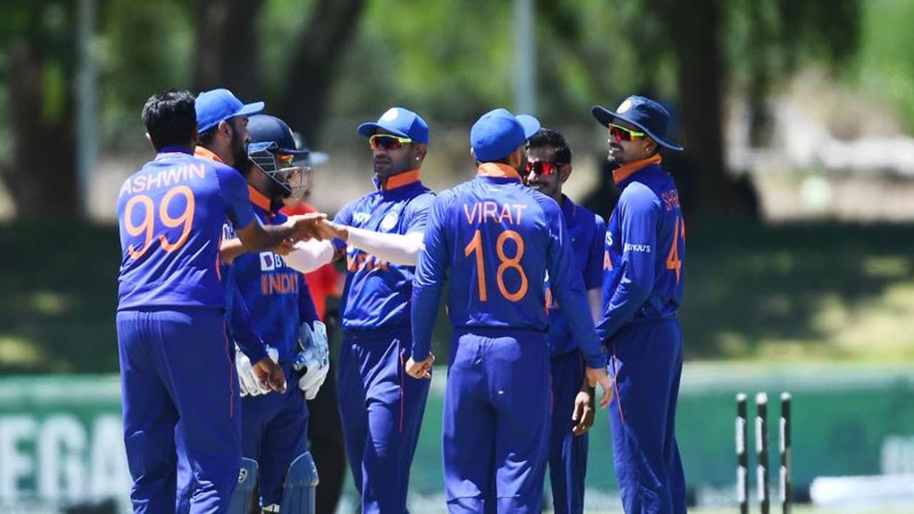 SA vs IND: രാഹുലിന്റെ ക്യാപ്റ്റന്സിയെ വിമര്ശിച്ച് ബാറ്റിംഗ് ഇതിഹാസം SA vs IND: രാഹുലിന്റെ ക്യാപ്റ്റന്സിയെ വിമര്ശിച്ച് ബാറ്റിംഗ് ഇതിഹാസം