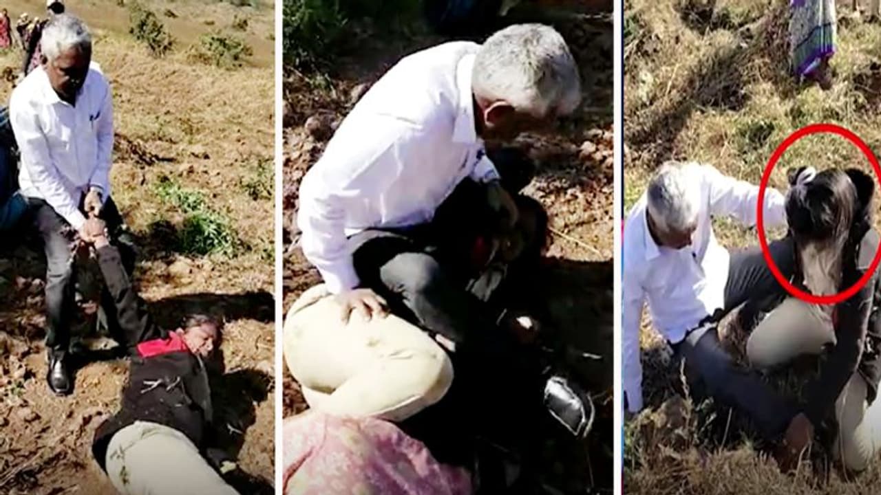 महाराष्ट्र में अमानवीयता: गर्भवती महिला रेंजर को लात घूंसों डंडों से पीटा, गर्दन पैर से दबाई और पेट पर कूद गया महाराष्ट्र में अमानवीयता: गर्भवती महिला रेंजर को लात घूंसों डंडों से पीटा, गर्दन पैर से दबाई और पेट पर कूद गया