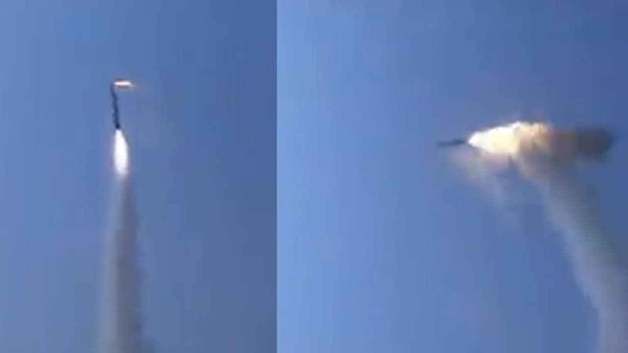 Test Fires New BrahMos : ബ്രഹ്മോസിന്റെ പുതിയ പതിപ്പ് വിജയകരമായി പരീക്ഷിച്ച് ഇന്ത്യ വീഡിയോ Test Fires New BrahMos : ബ്രഹ്മോസിന്റെ പുതിയ പതിപ്പ് വിജയകരമായി പരീക്ഷിച്ച് ഇന്ത്യ വീഡിയോ