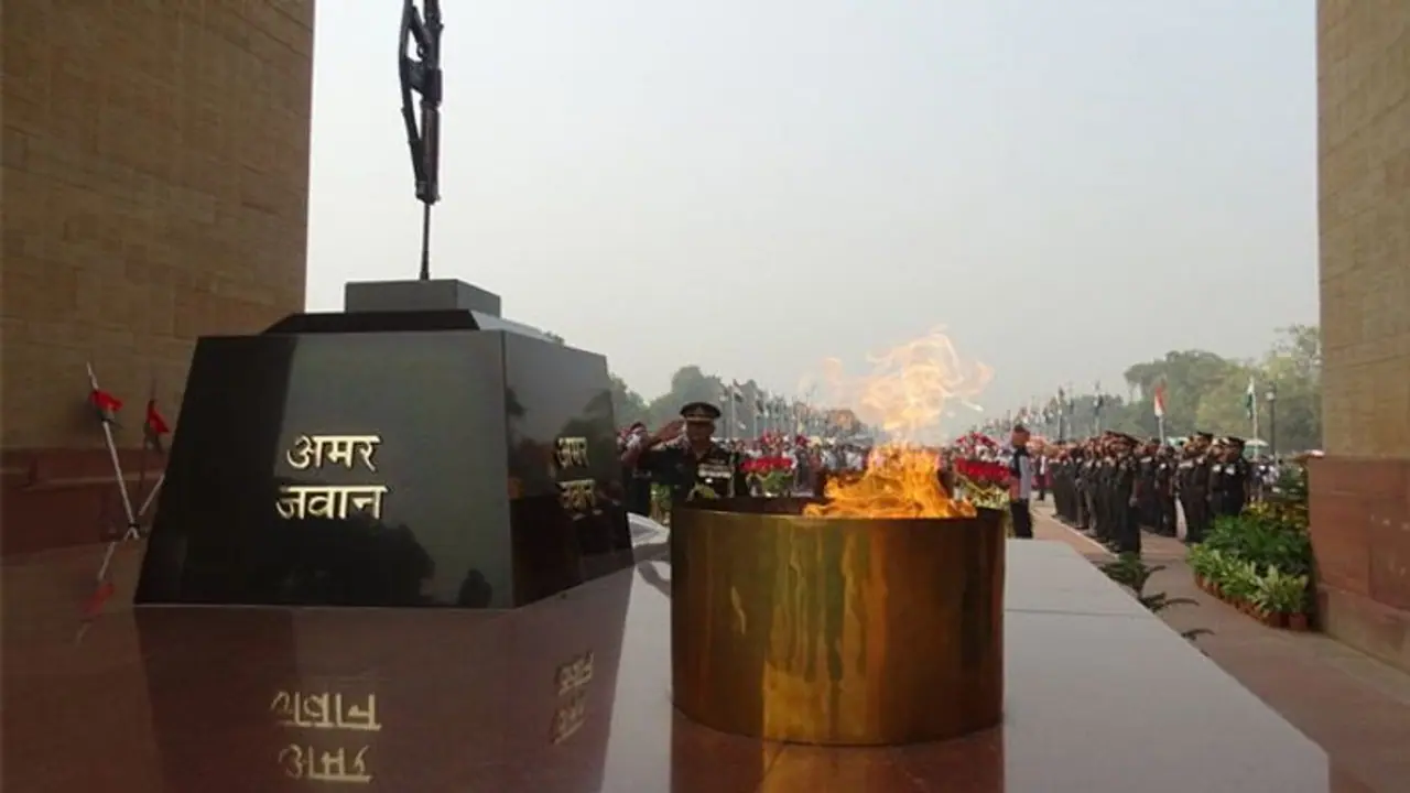 Amar Jawan Jyoti row: Govt sources claim flame being merged; allege misinformation