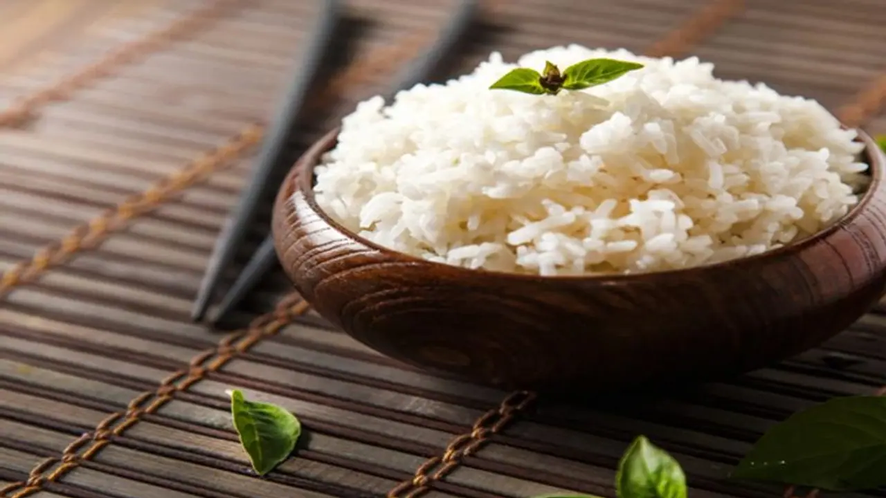 'ചോറ്' കുറച്ച് കഴിക്കുന്നത് തന്നെ നല്ലത്; പുതിയൊരു പഠനം നല്‍കുന്ന സൂചന നോക്കൂ...