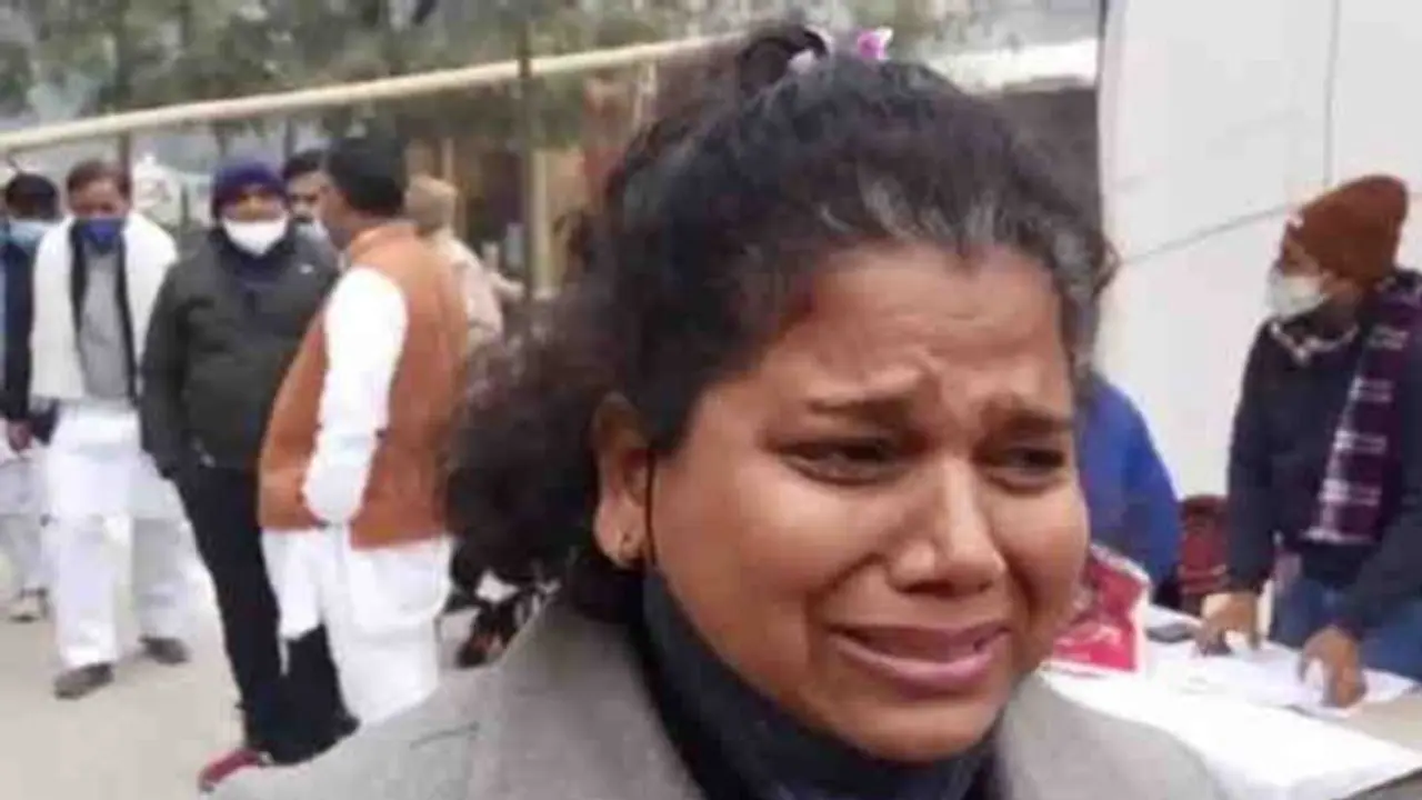 UP Election 2022: Bulandshahr Congress worker weeps bitterly for failing to get ticket