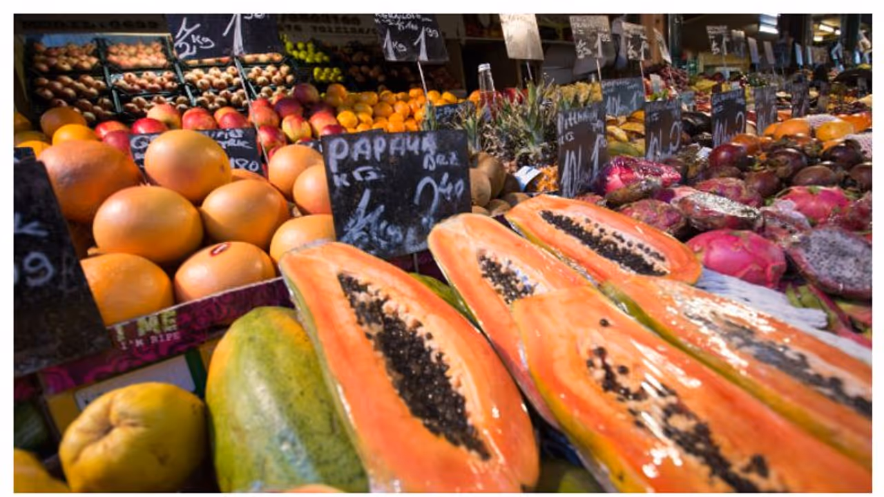 Papaya: பப்பாளியில் நன்மைகள் ஏராளம்...ஆனால் பக்க விளைவுகள் பற்றி தெரியுமா? யாரெல்லாம் சாப்பிட கூடாது...