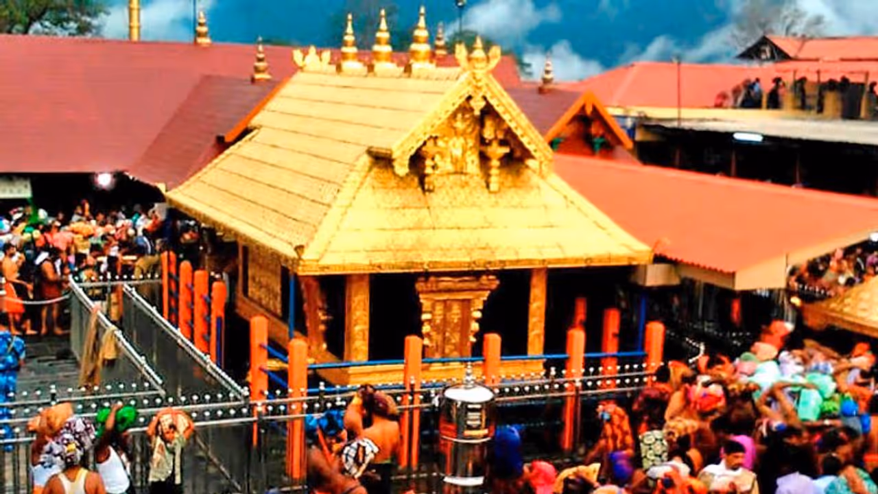 साल में सिर्फ 3 महीने खुलता है Sabarimala मंदिर, दर्शन के नियम जानकर छूट जाते हैं अच्छे अच्छों के पसीने साल में सिर्फ 3 महीने खुलता है Sabarimala मंदिर, दर्शन के नियम जानकर छूट जाते हैं अच्छे अच्छों के पसीने