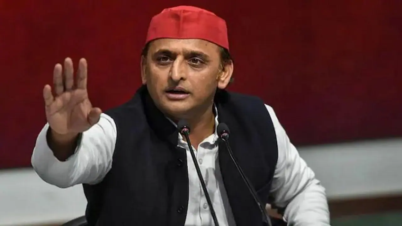 UP Election 2022: For the first time Akhilesh Yadav to contest from his stronghold Manipuri UP Election 2022: For the first time Akhilesh Yadav to contest from his stronghold Manipuri