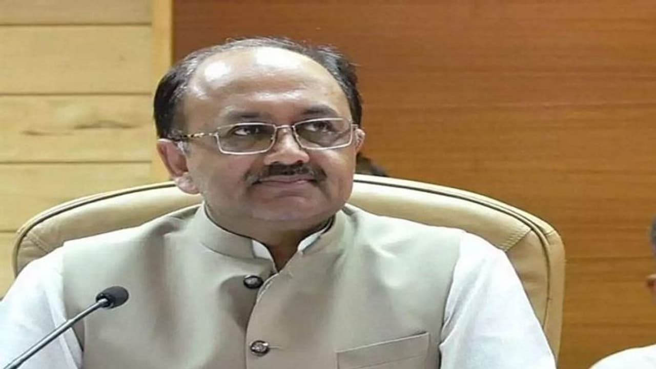 सिद्धार्थ नाथ सिंह ने प्रियंका गांधी वाड्रा पर किया वार, नारे को बताया खोखला