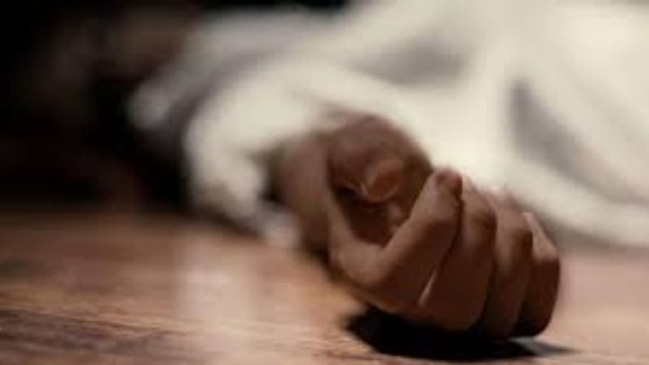 മൂന്നാറിൽ ട്രക്കിങിനിടെ കാൽ വഴുതി കൊക്കയിൽ വീണ് വിനോദസഞ്ചാരി മരിച്ചു