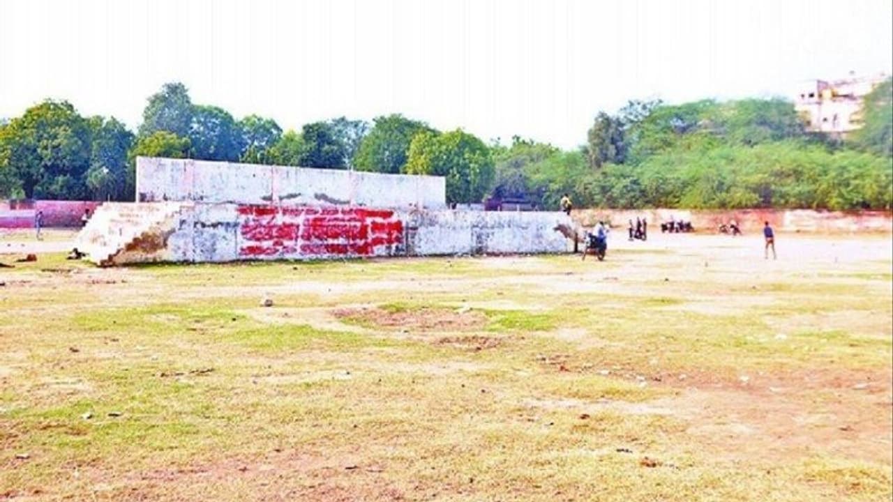 निर्वाचन आयोग ने चुनावी सभाओं के लिए आगरा में घोषित किए 17 मैदान, रोड शो और पदयात्रा पर लगा प्रतिबंध निर्वाचन आयोग ने चुनावी सभाओं के लिए आगरा में घोषित किए 17 मैदान, रोड शो और पदयात्रा पर लगा प्रतिबंध