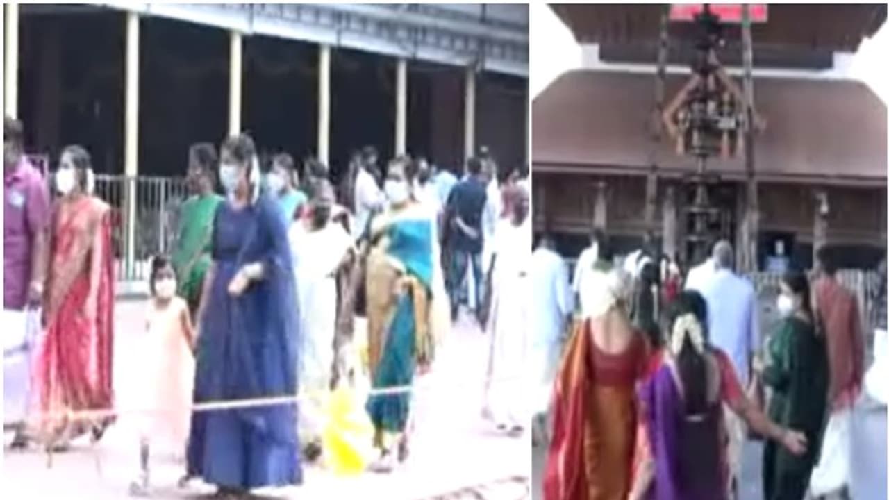 Covid Kerala : കടുത്ത നിയന്ത്രണങ്ങൾക്കിടെ ഗുരുവായൂർ ക്ഷേത്രത്തിൽ നടന്നത് 145 വിവാഹങ്ങള് Covid Kerala : കടുത്ത നിയന്ത്രണങ്ങൾക്കിടെ ഗുരുവായൂർ ക്ഷേത്രത്തിൽ നടന്നത് 145 വിവാഹങ്ങള്