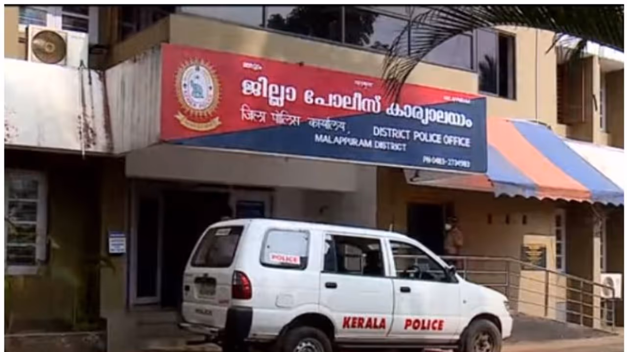 പതിനാറുകാരിയെ ബംഗാളില് നിന്ന് മലപ്പുറത്തേക്ക് കടത്തിക്കൊണ്ടുവന്നു, യുവാവ് കസ്റ്റഡിയില് പതിനാറുകാരിയെ ബംഗാളില് നിന്ന് മലപ്പുറത്തേക്ക് കടത്തിക്കൊണ്ടുവന്നു, യുവാവ് കസ്റ്റഡിയില്